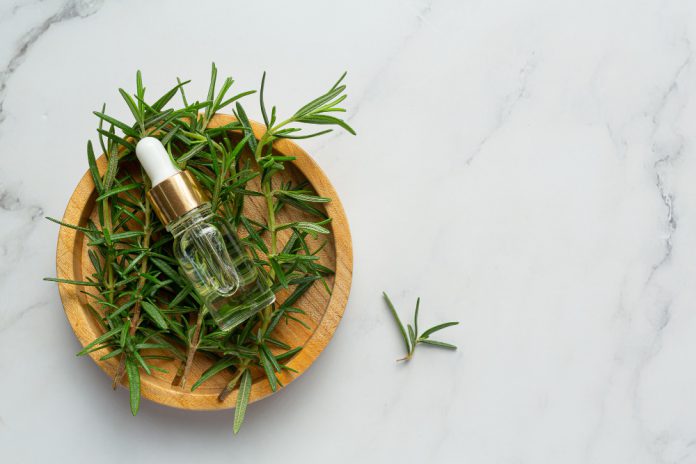8 Benefits of Rosemary for Hair The correct way to use rosemary for hair