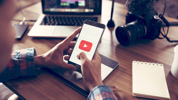 11 Best Tools For YouTube Creators to increase subscribers [2024]